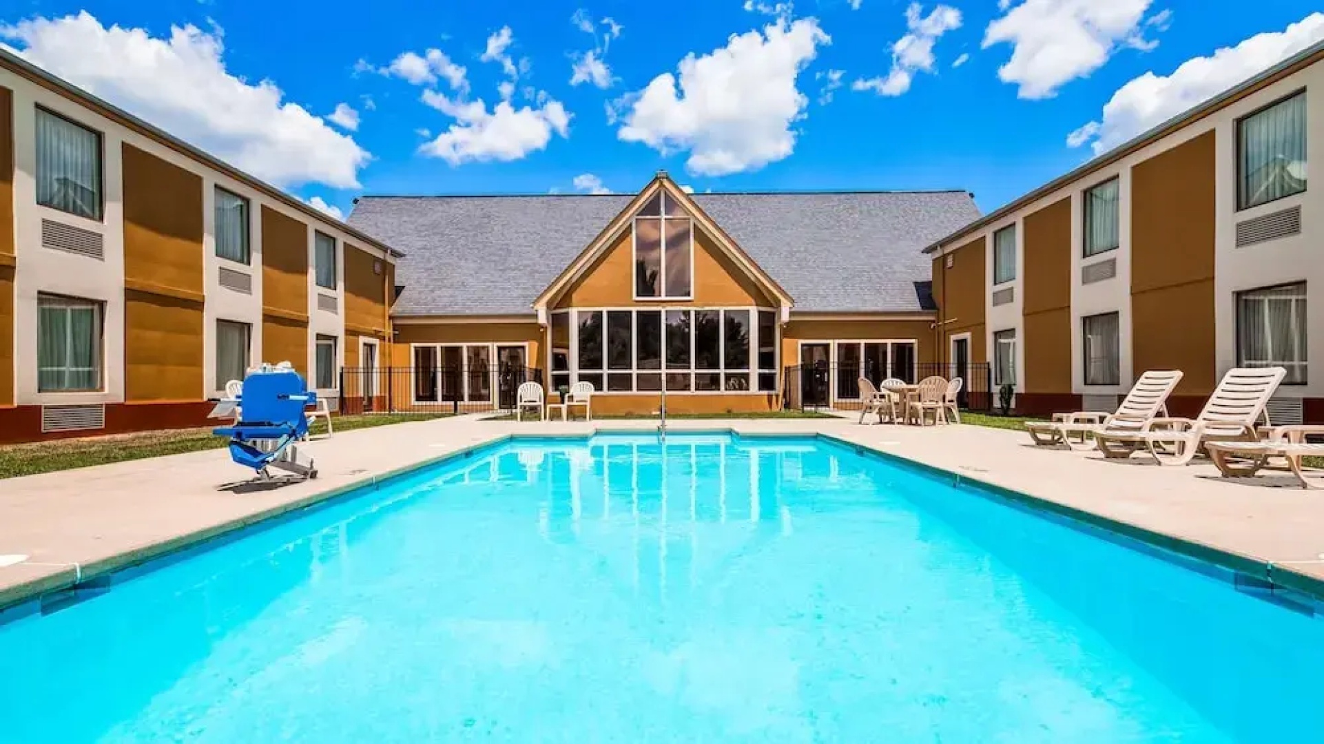 Surestay Plus Hotel By Best Western Wytheville