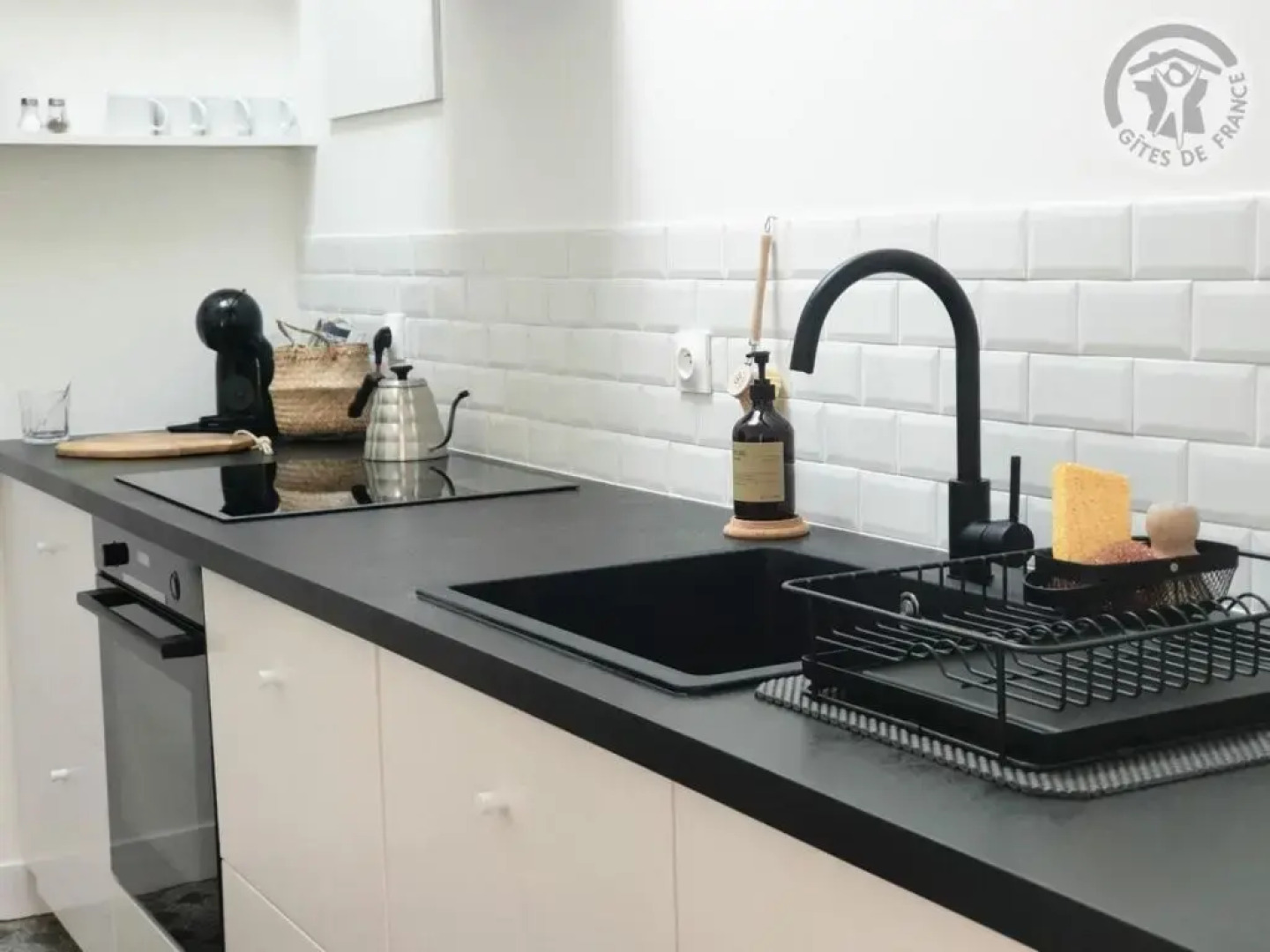 Gîte Senlisse, 4 pièces, 6 personnes - FR-1-527-11