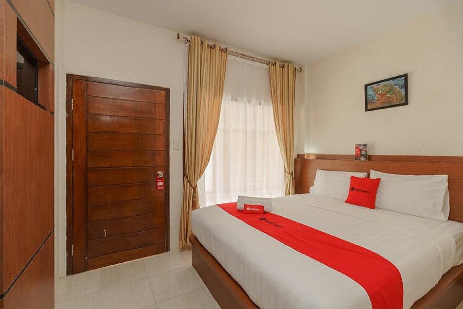 RedDoorz Premium near Anoi Itam Beach Sabang
