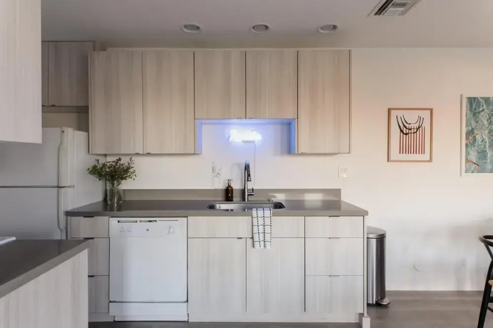 N 44th Street - Julep