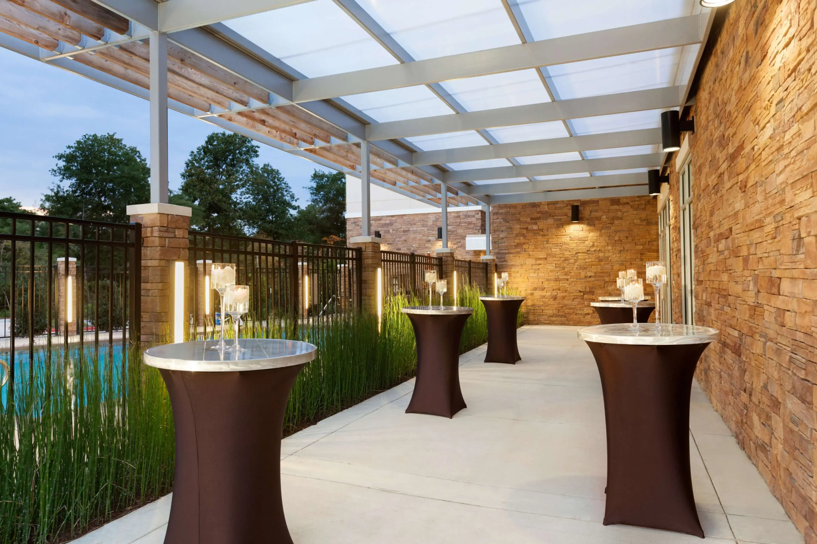 Hyatt Place Houston / The Woodlands