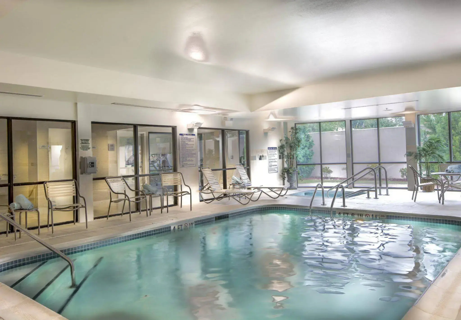 Courtyard by Marriott Greensboro Airport