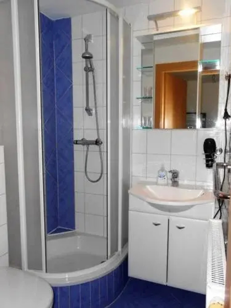 Willa Auf Der Steinplatte