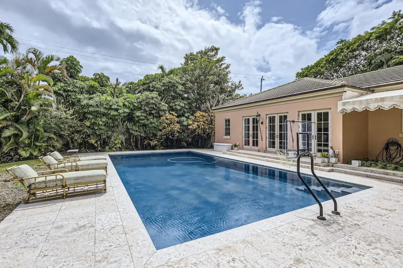 Toad Hall, 5br, 6 ba