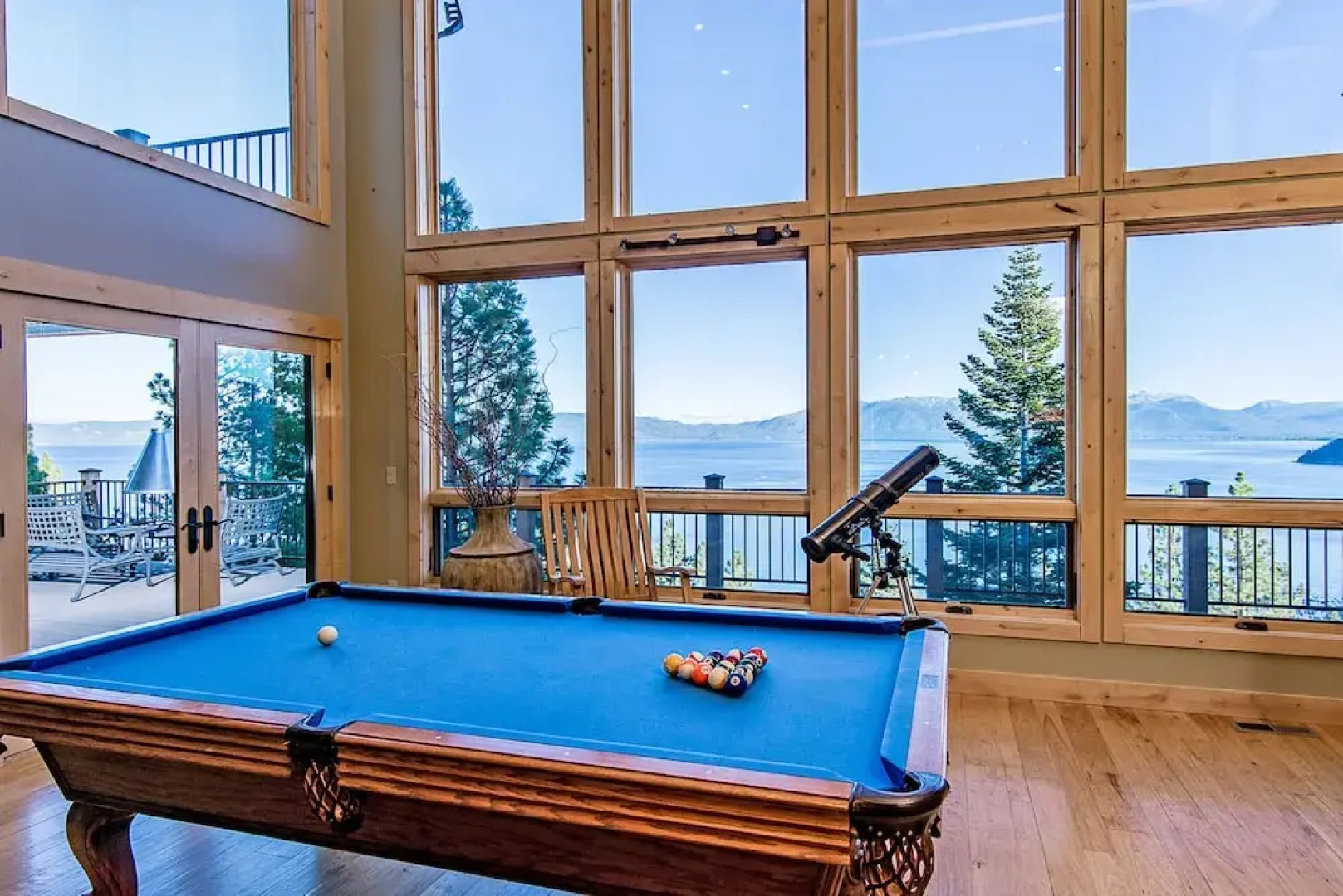 Unforgettable Lake Tahoe Cabin by RedAwning