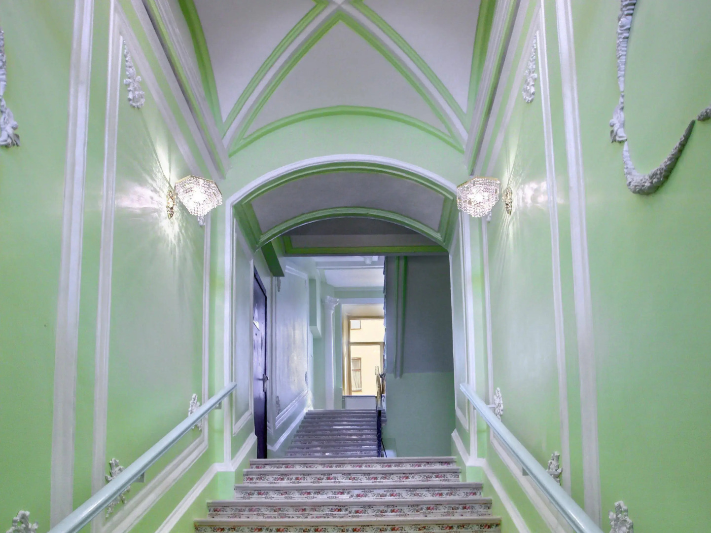 РА на Кузнечном 19