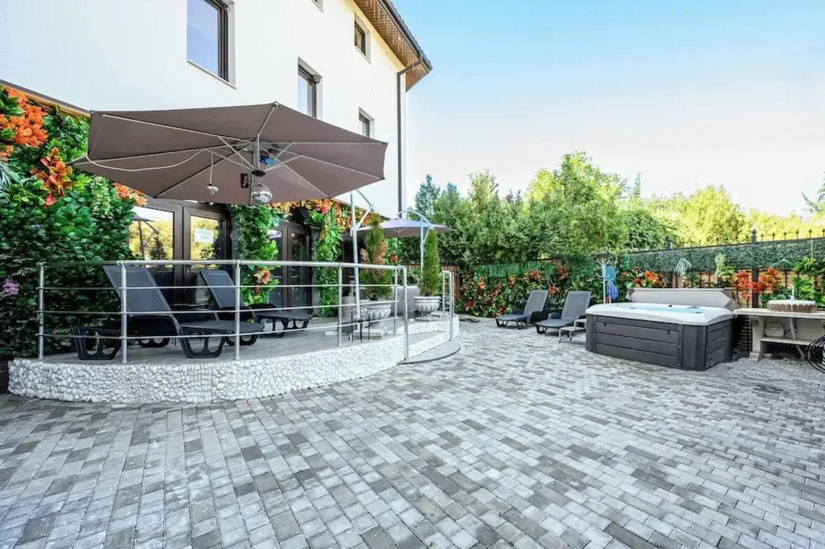 spa guest house valentina