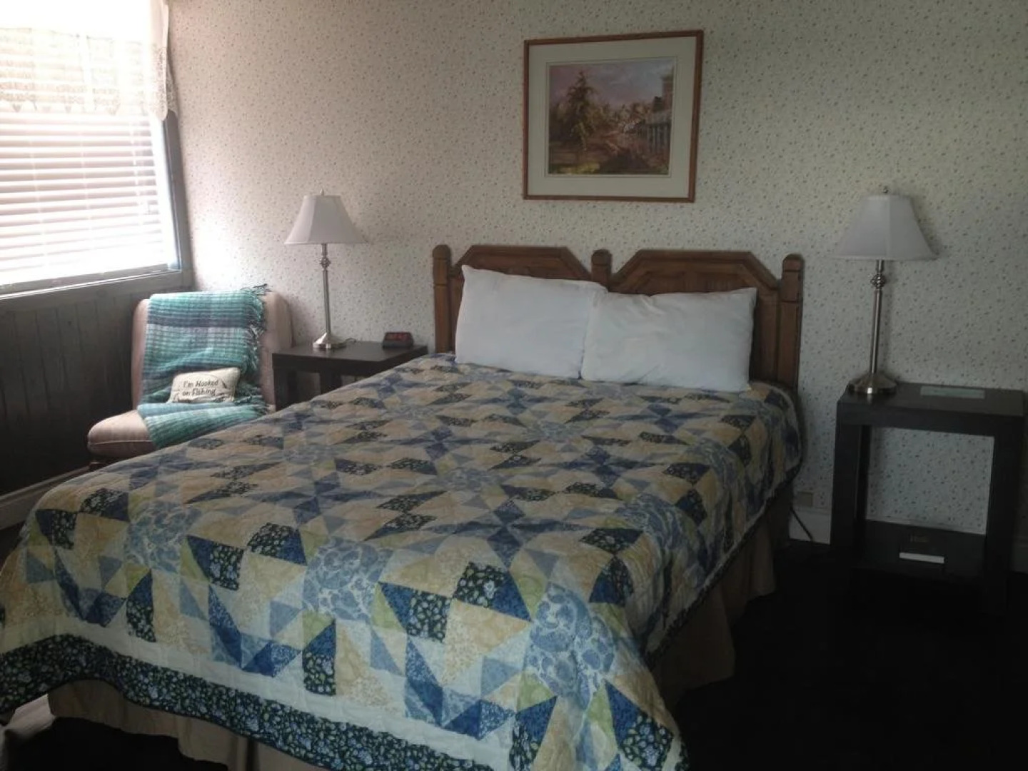 Boathouse Country Inn