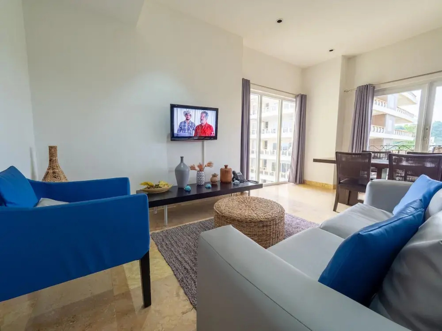 Acqua Residences