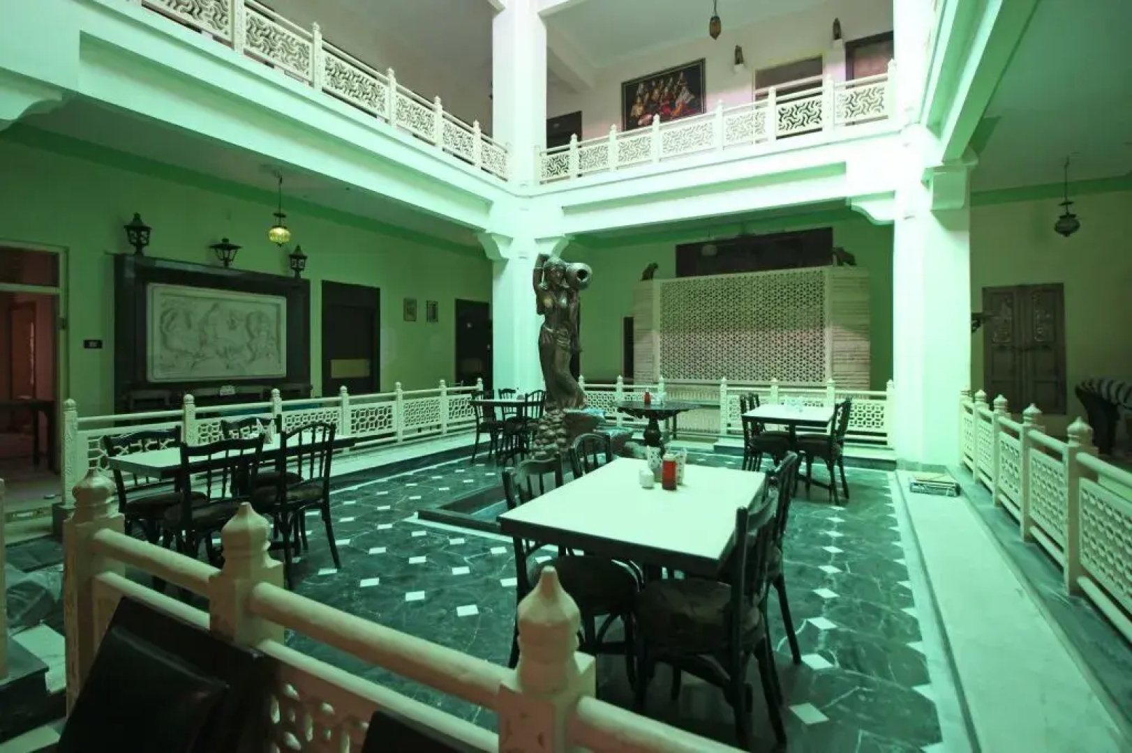 Hotel Navrang