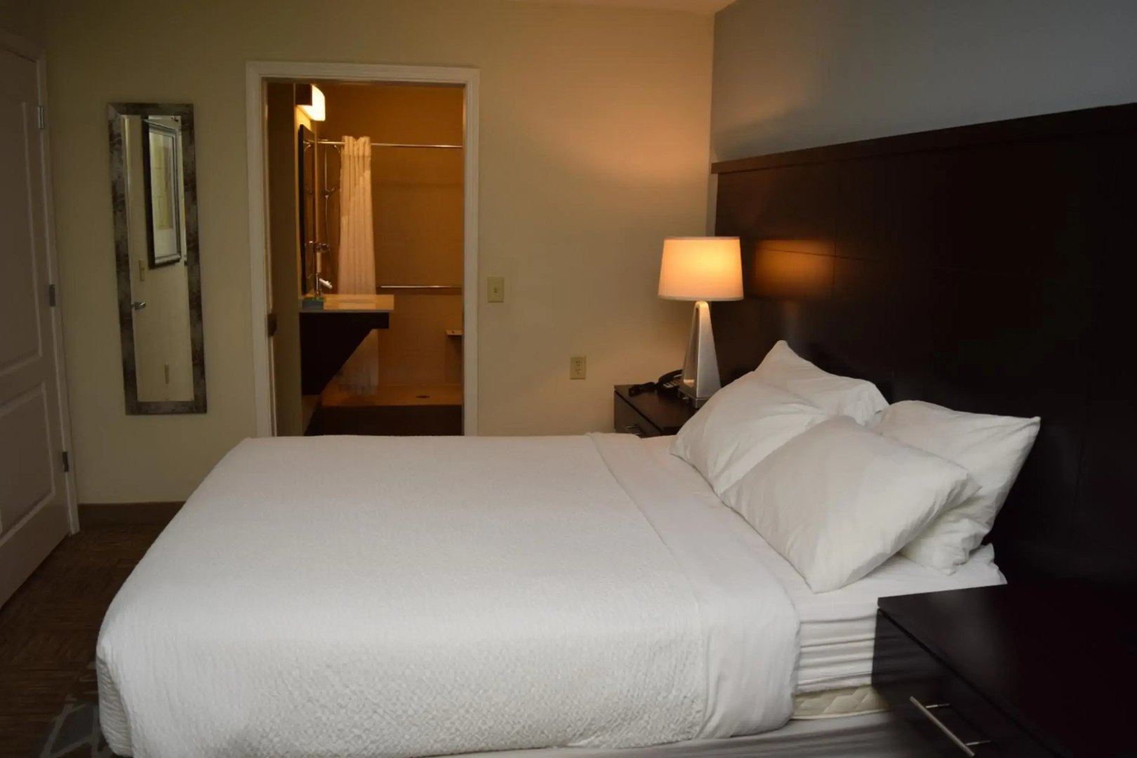 Staybridge Suites Liverpool Syra by IHG
