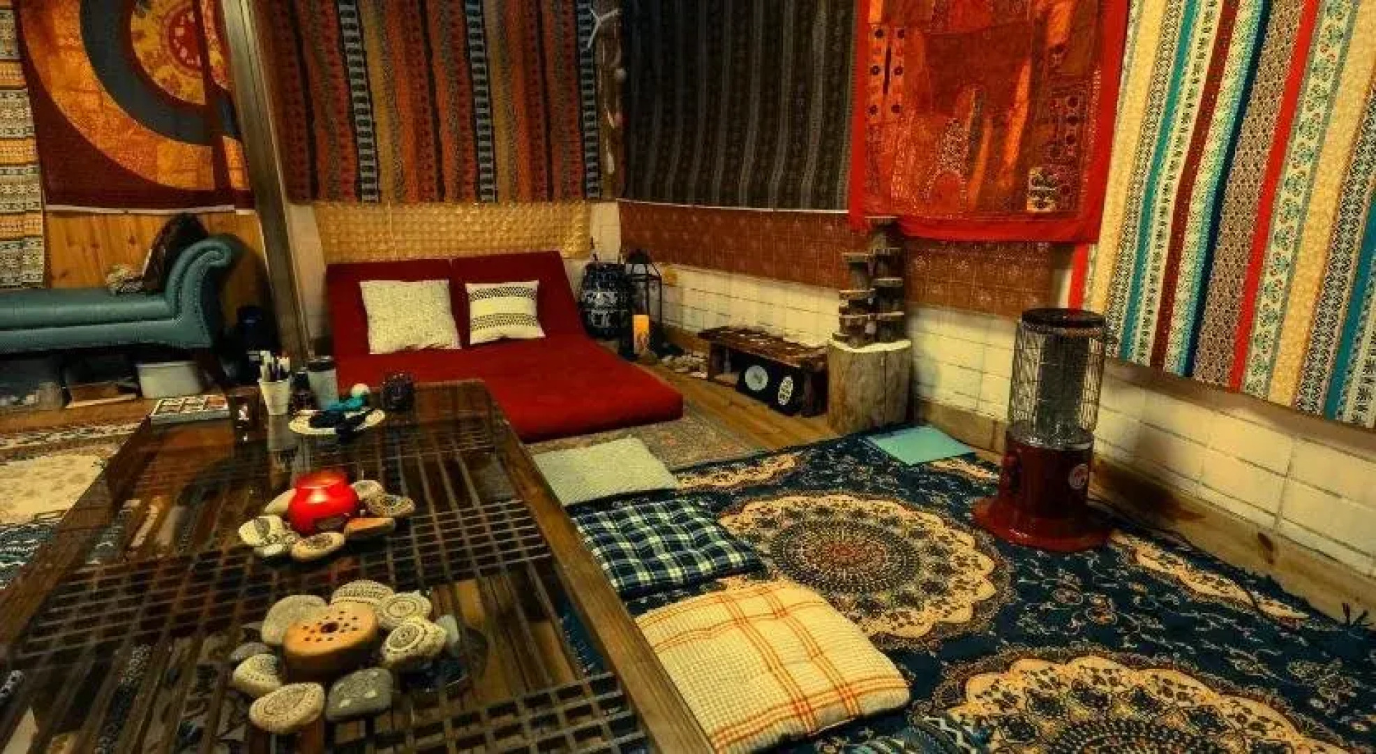 Linker Party House - Hostel