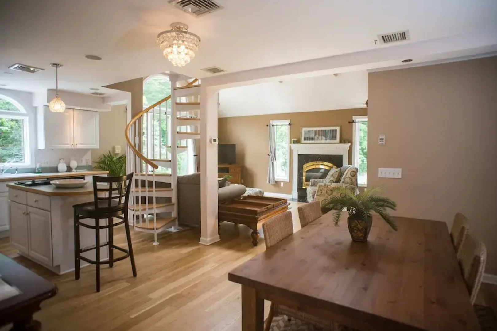 Villa On The River Inn