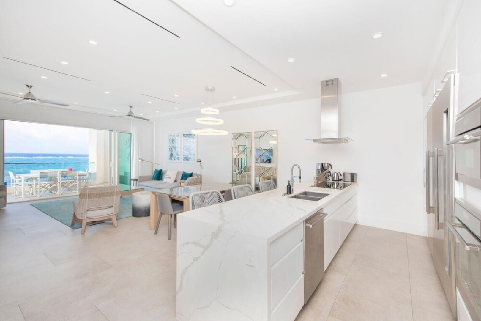 Rum Point Club Resort - Luxury Beachfront Penthouses