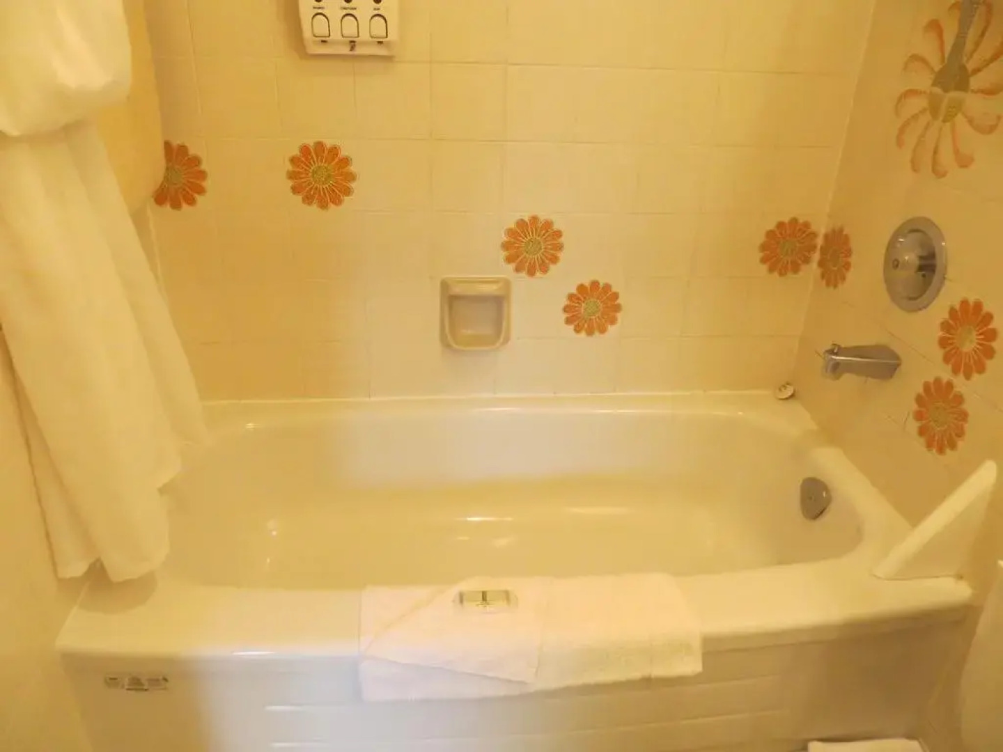 Harrison Village Motel