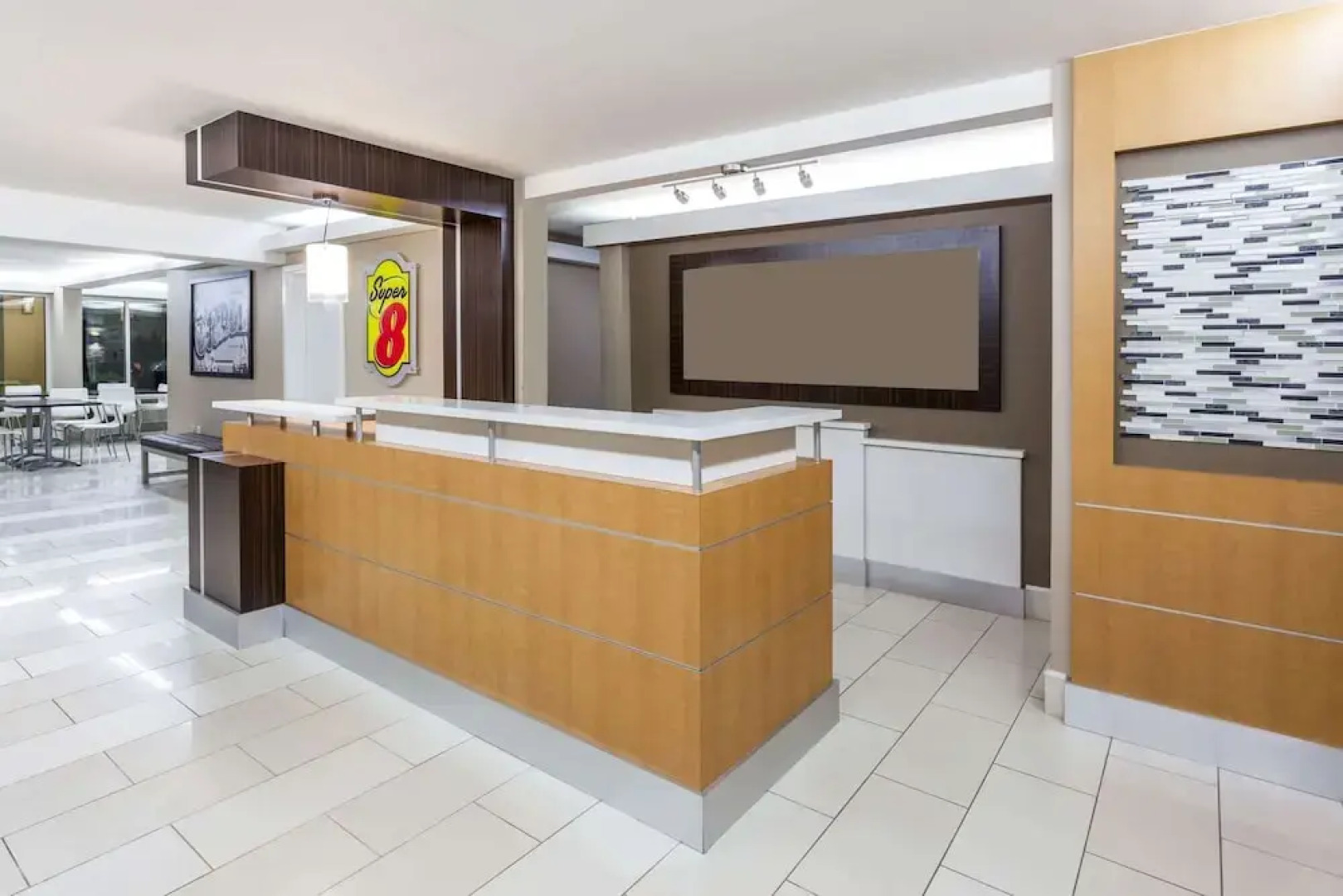 Super 8 Dalton/Convention Center Area