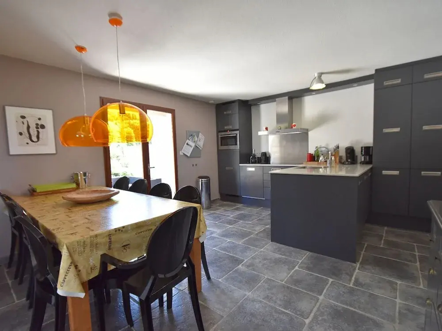 Modern Villa in Montbrun-des-Corbieres with Private Pool