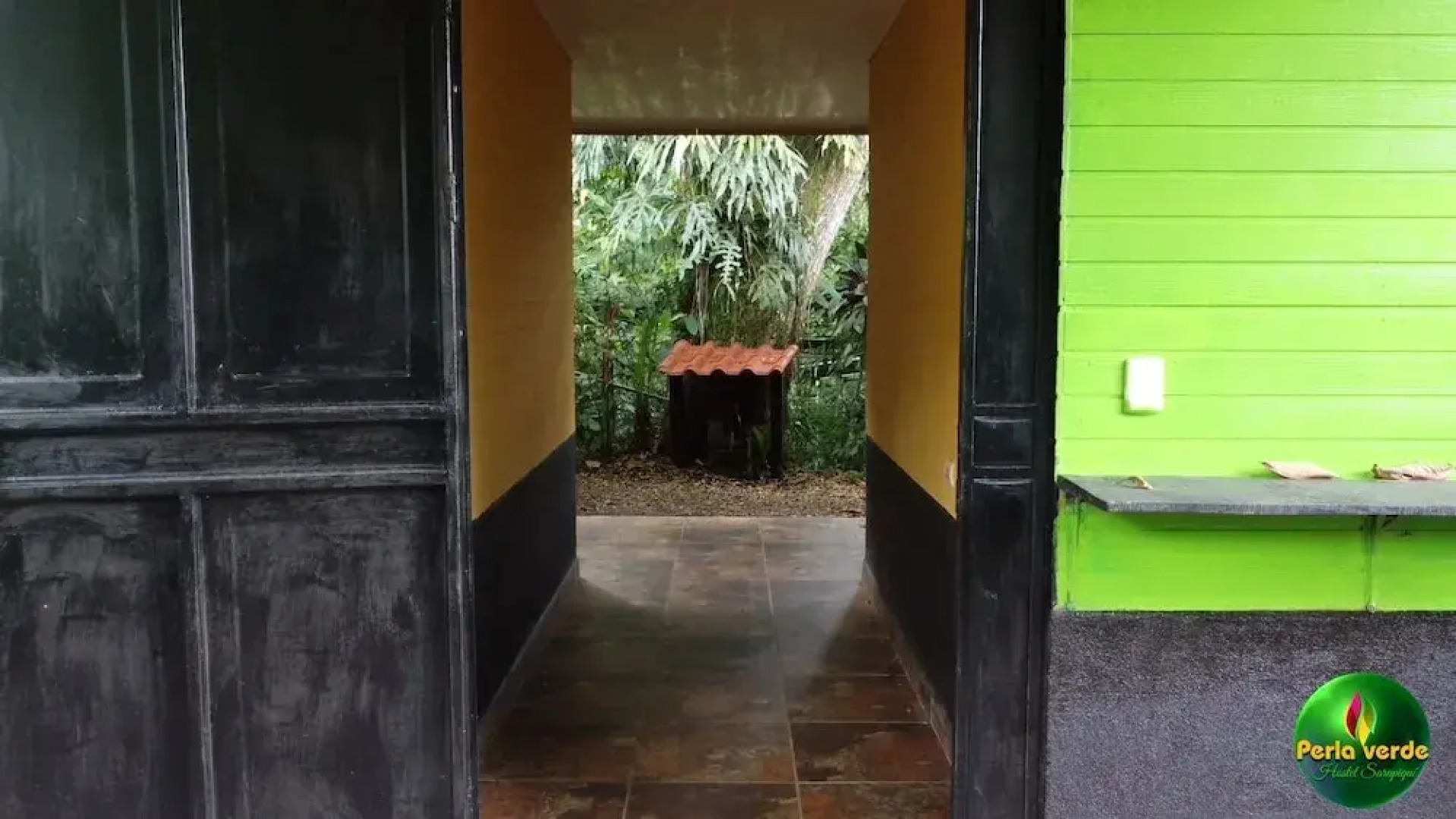 Perla verde hostel y tours en la zona