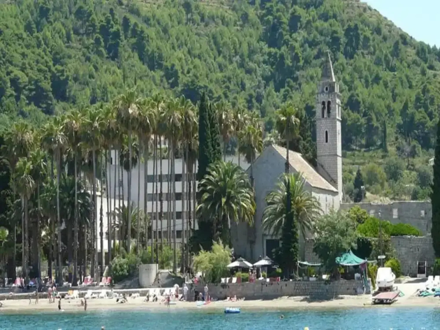 Apartment in Dubrovni With Garden