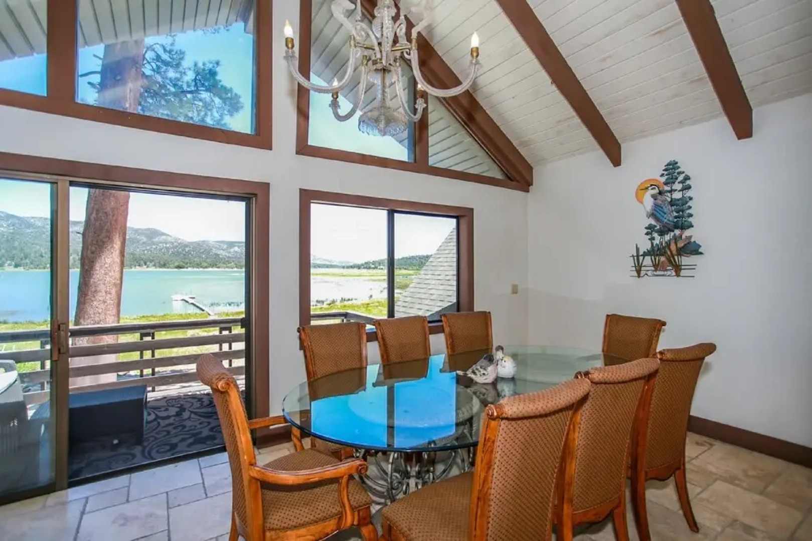 Hakuna Matata Lakefront