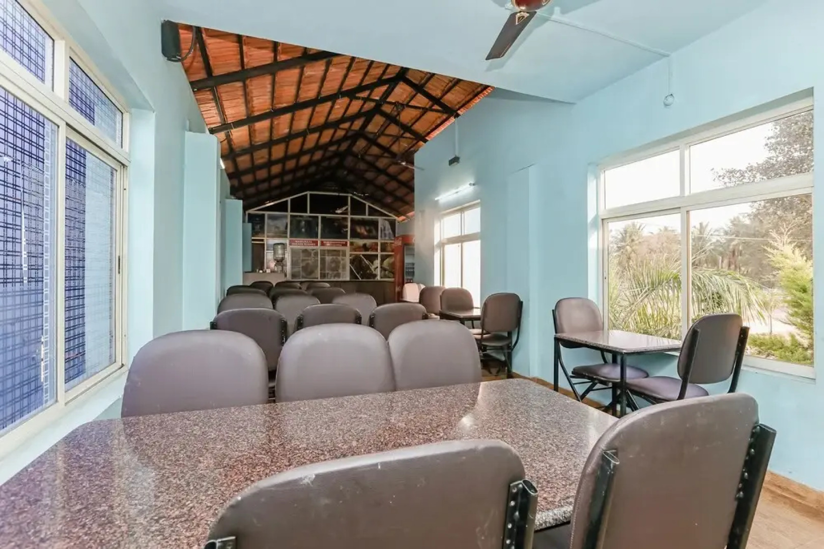 OYO 9592 Maharaja Palace Resort