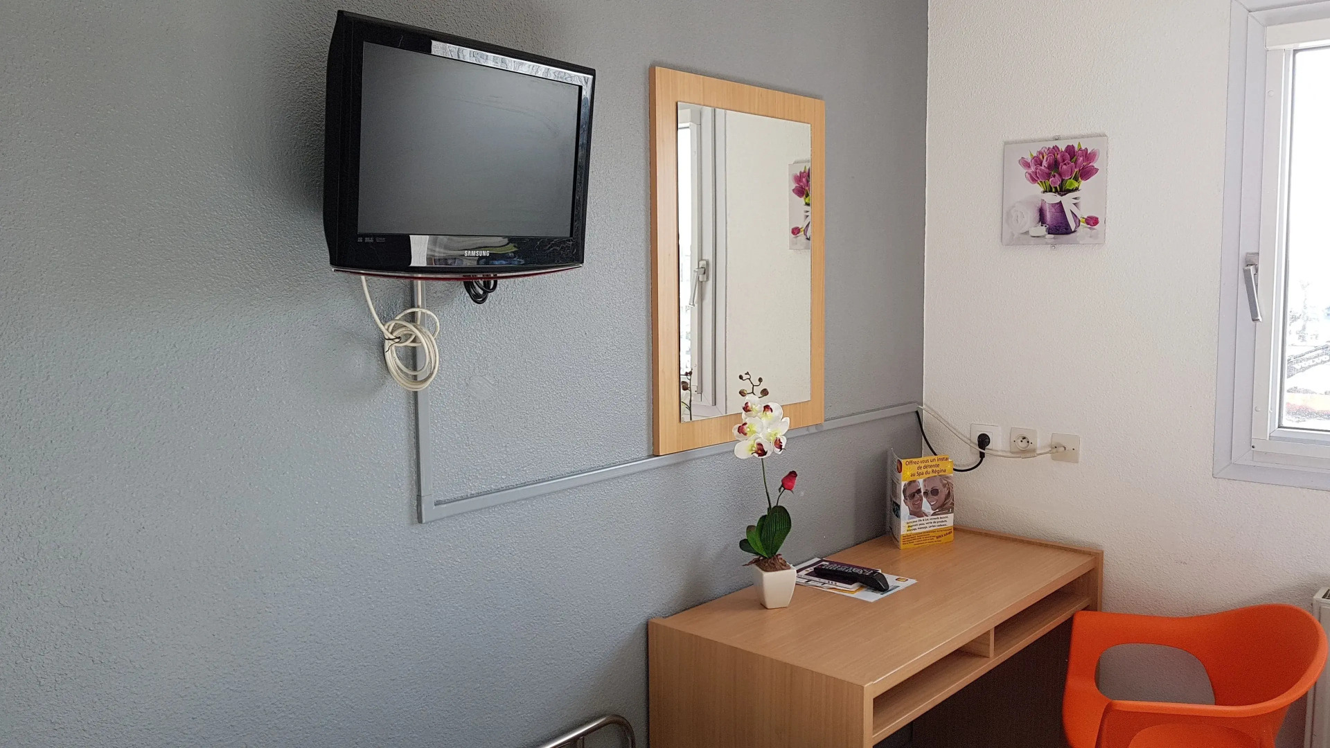 The Originals Access, Hôtel les Iris