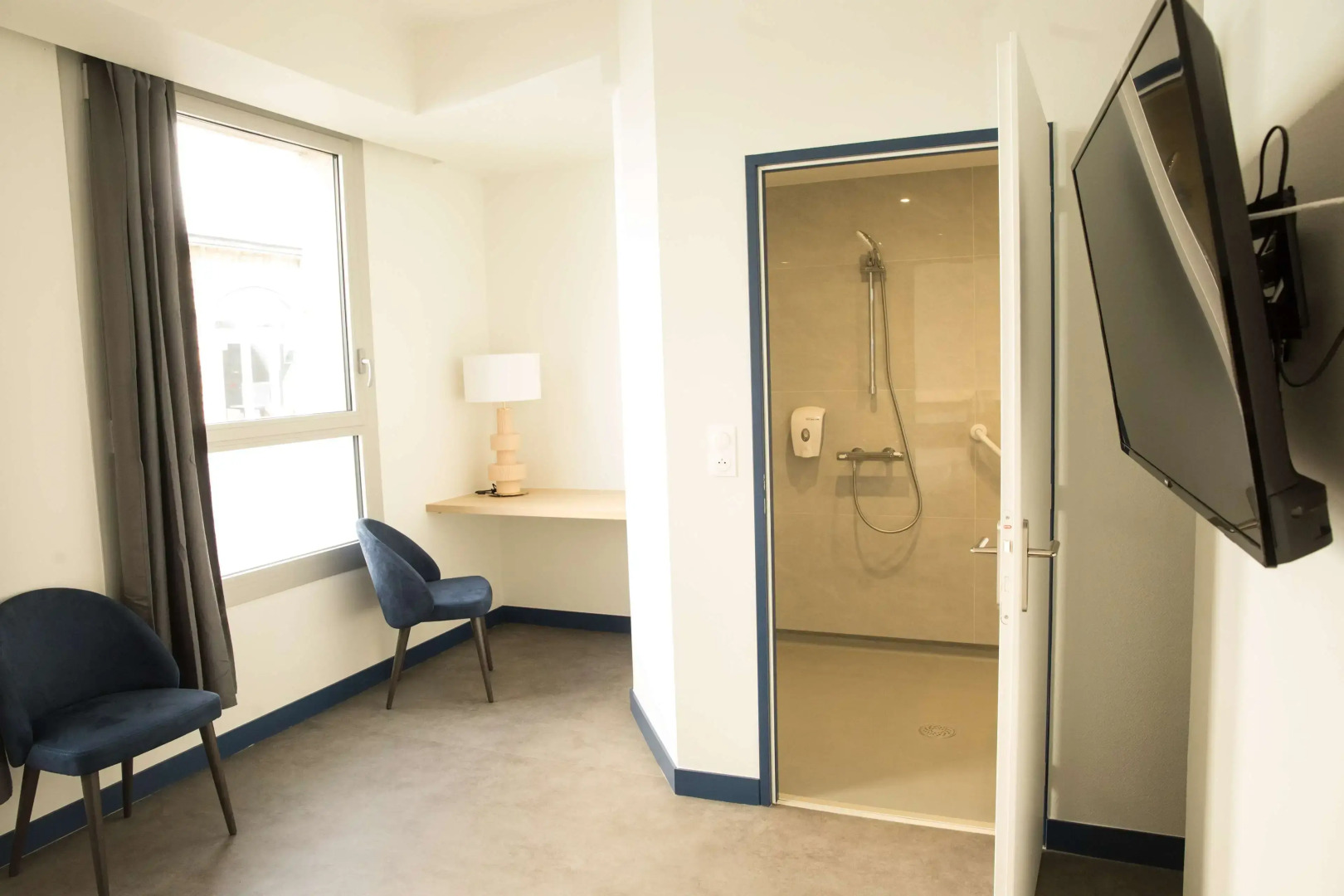 Kyriad Villefranche sur Saone Porte du Beaujolais -Rénové-