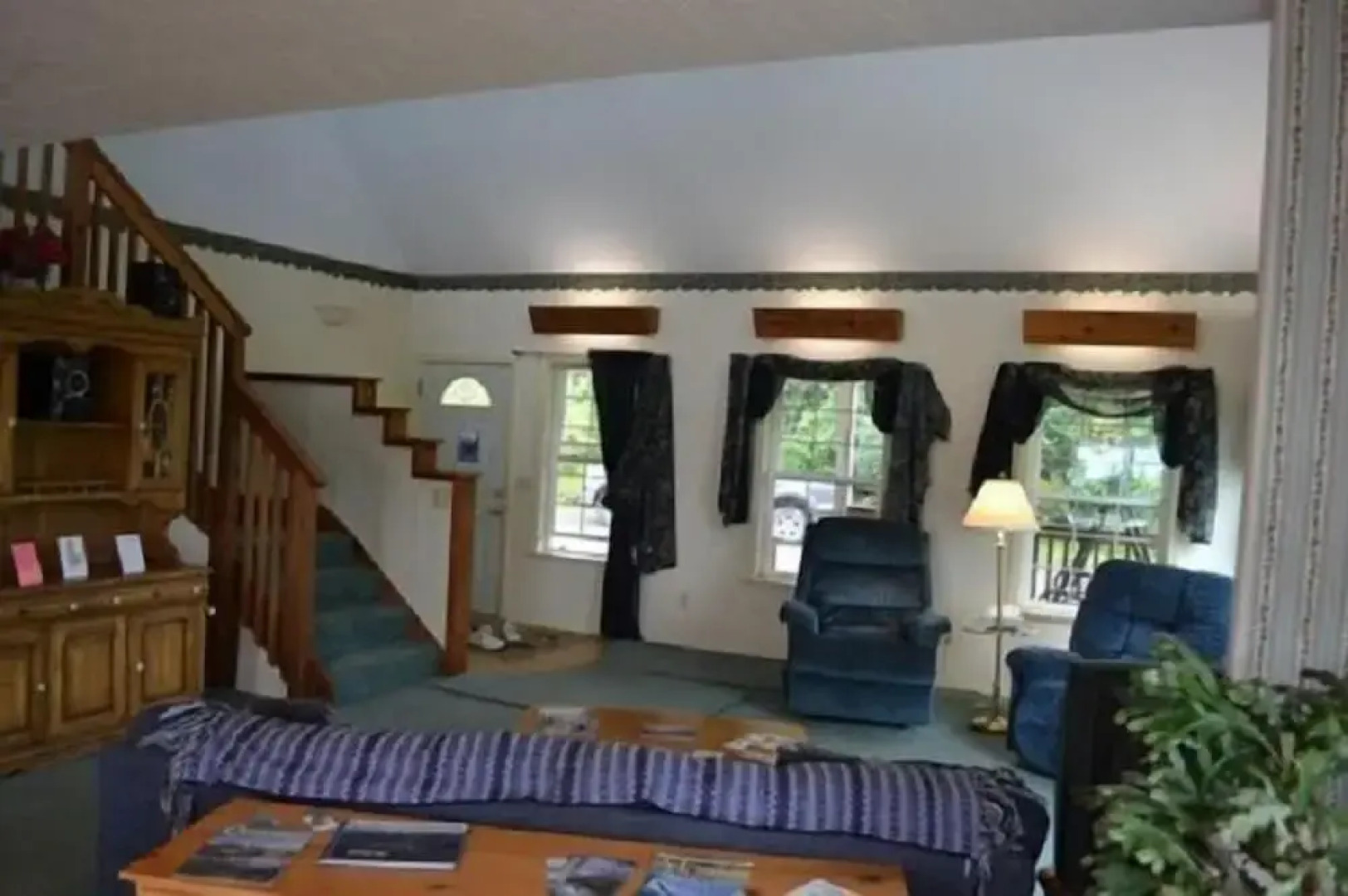 Pioneer Inn Guesthouse