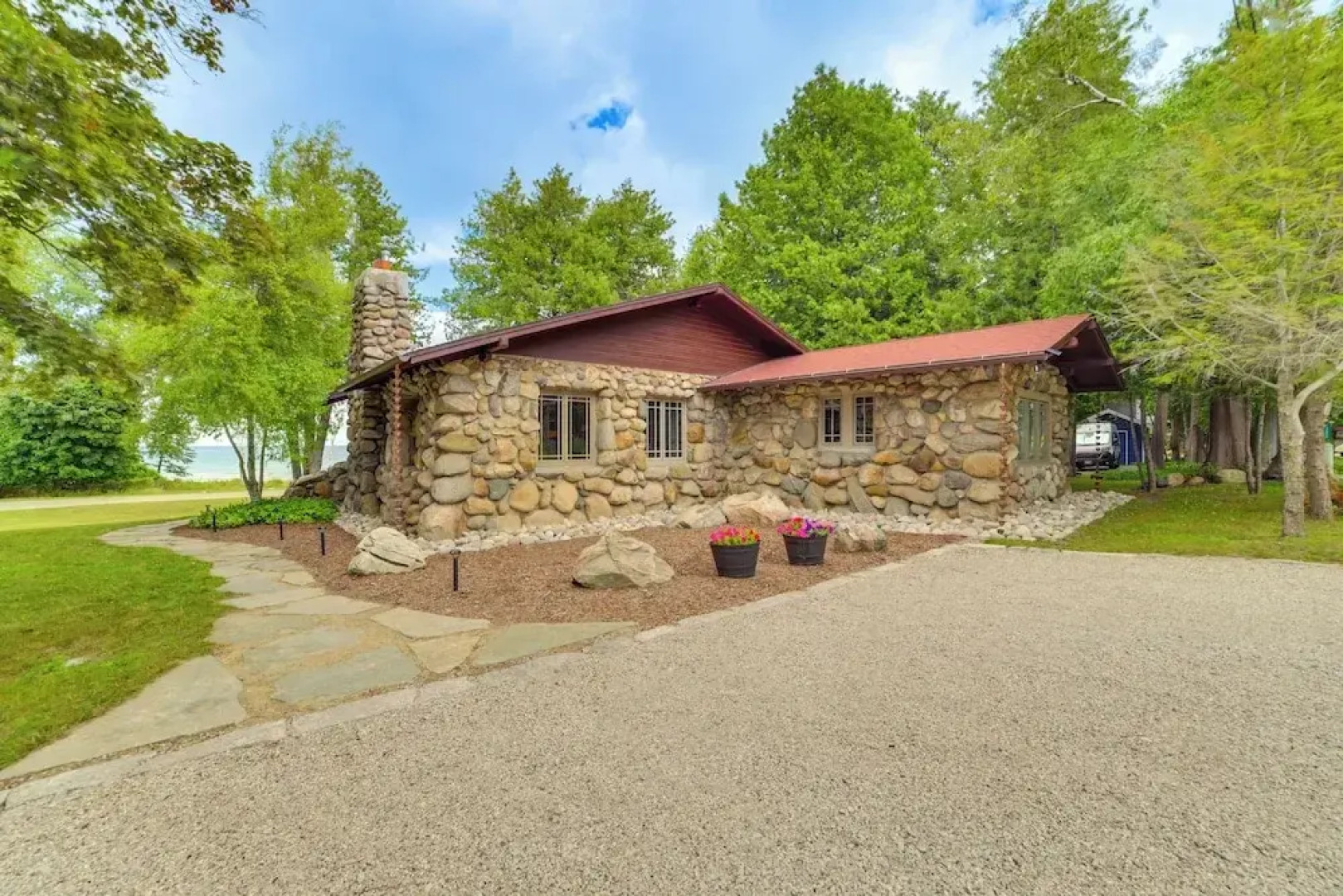 Upscale Earl Young Charlevoix Cottage w/ Deck!