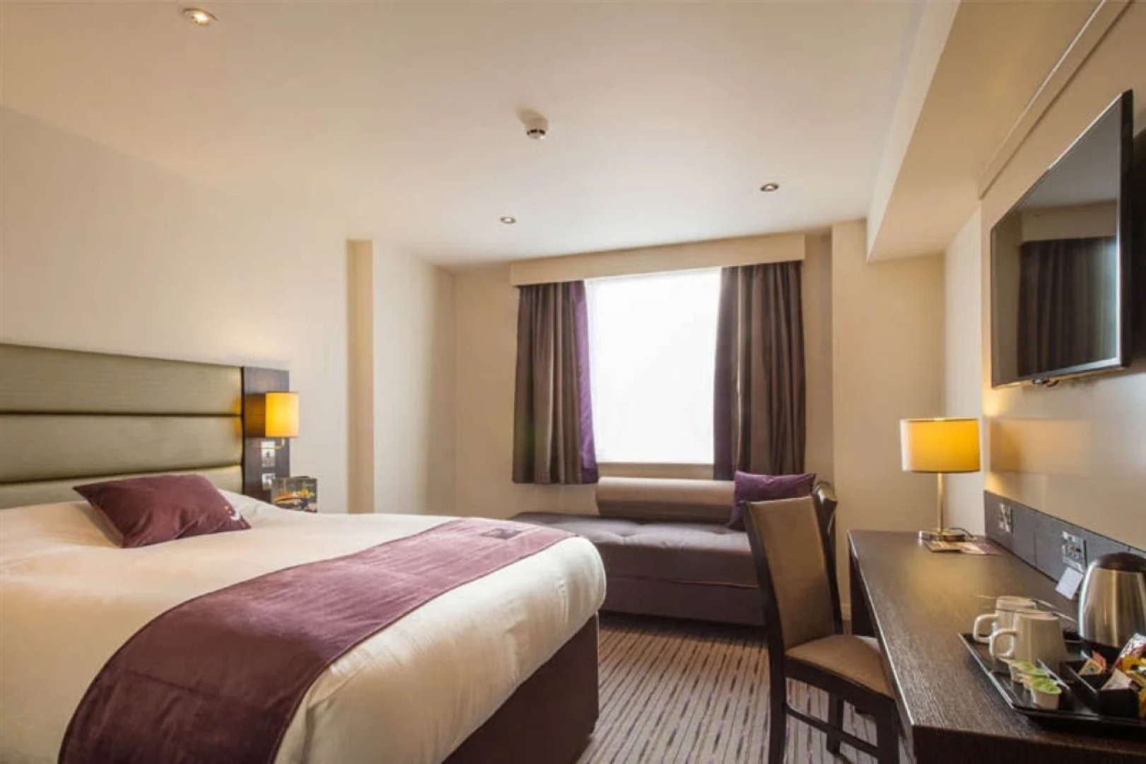 Premier Inn Birkenhead Town Centre