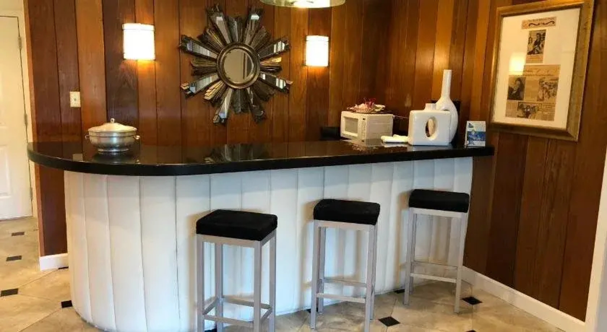Gulf Hills Hotel & Resort