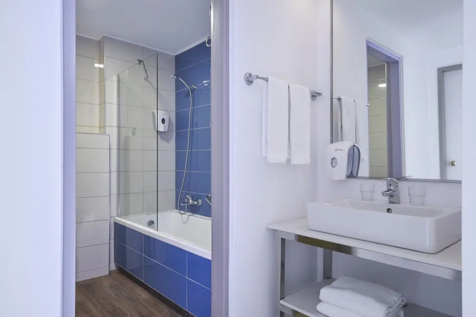 Epsilon Hotel Apartments