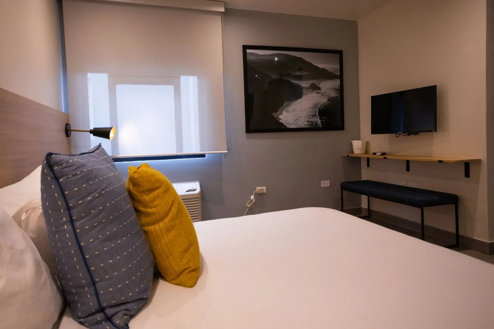 Le Consulat, An Ascend Collection Hotel