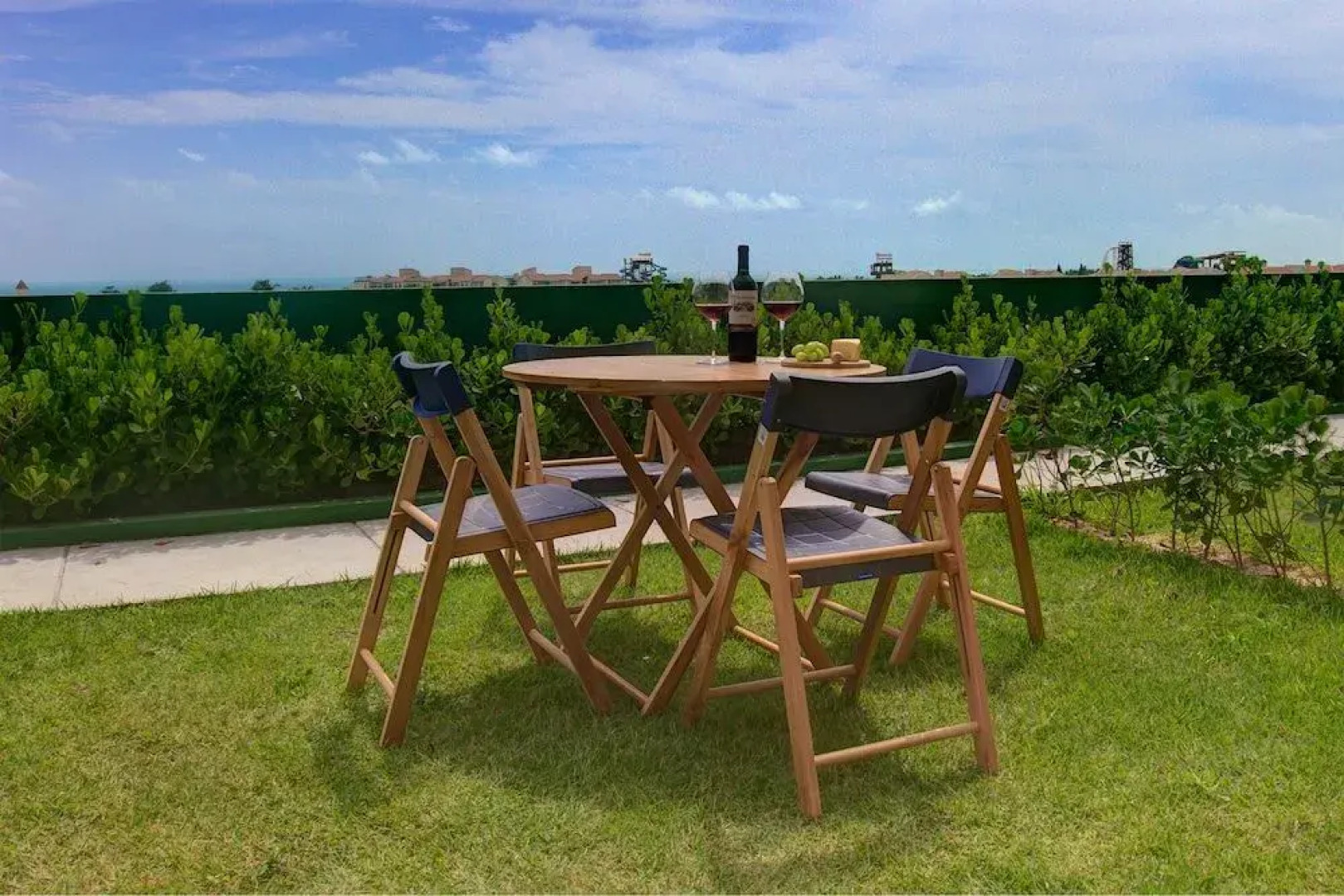 CASA EM CONDOMíNIO EM PORTO DAS DUNAS