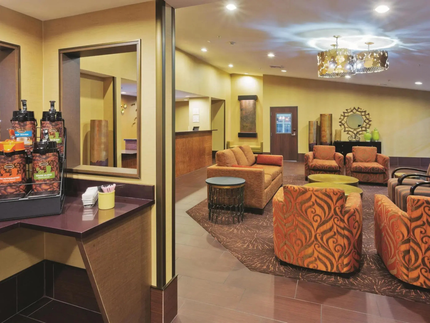 La Quinta Inn & Suites Las Vegas Tropicana