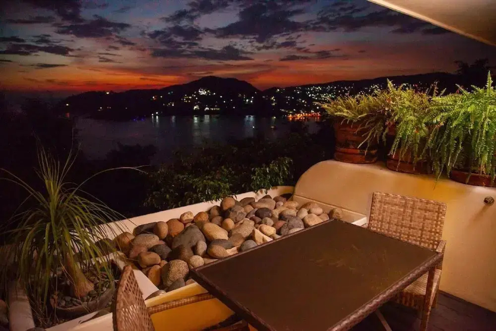 Tentaciones Hotel & Lounge Pool - Adults Only