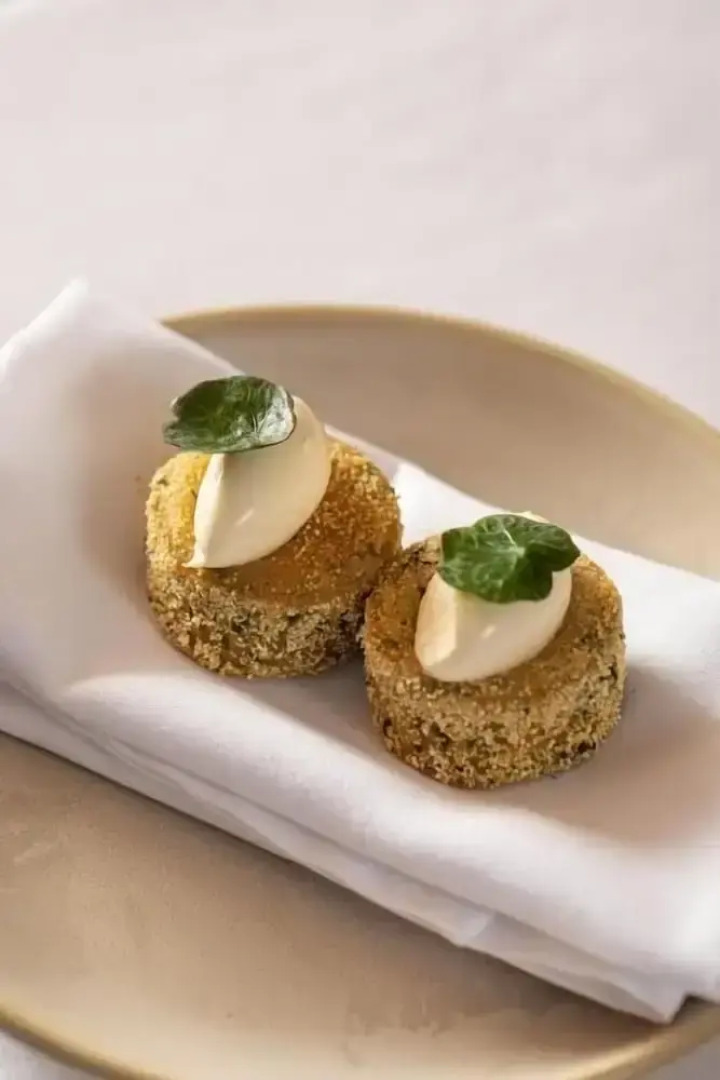 Mingary Castle - Restaurant with Rooms