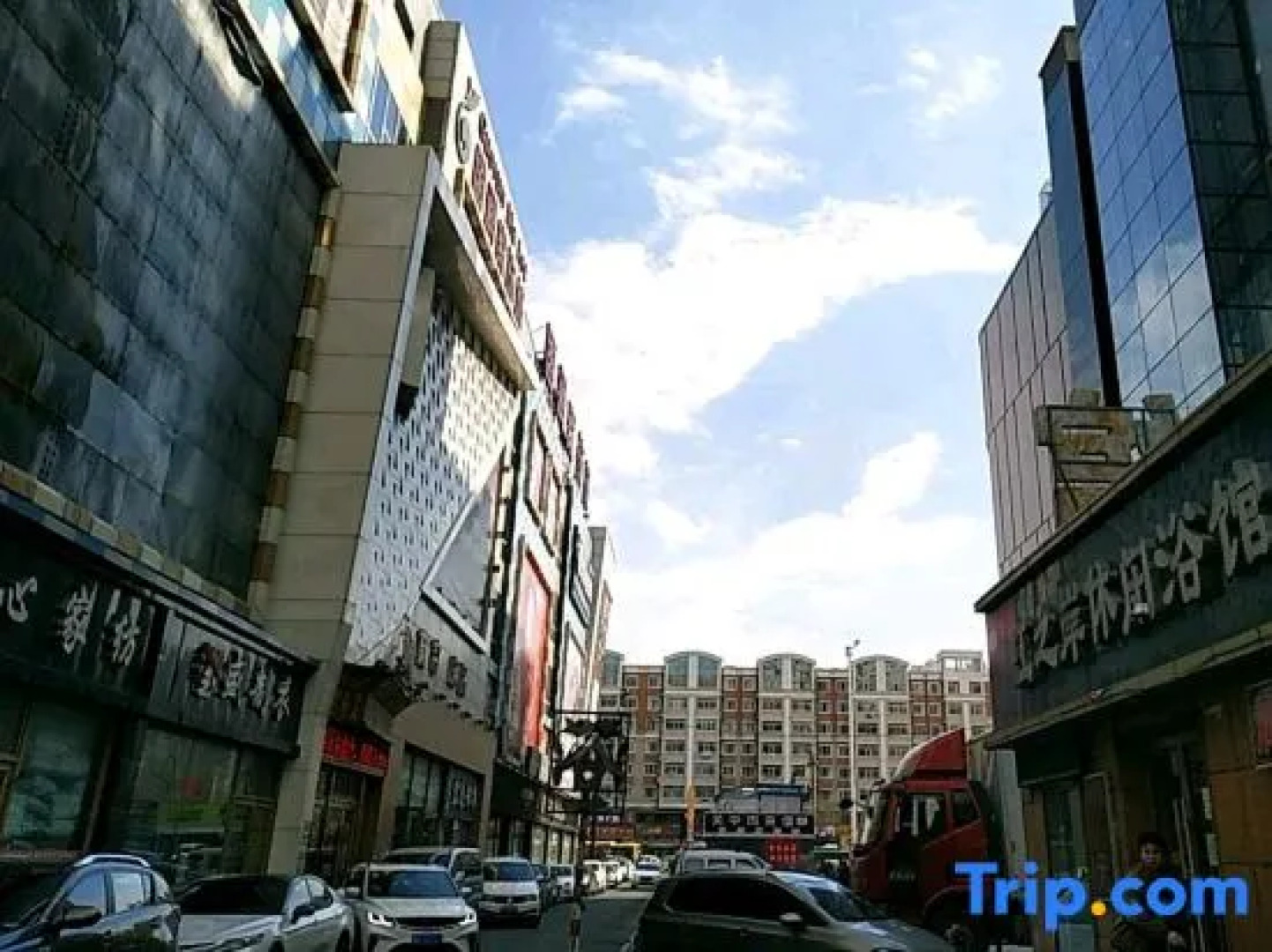 Harbin Xihe Hotel (Heilongjiang University Clothing City Branch)