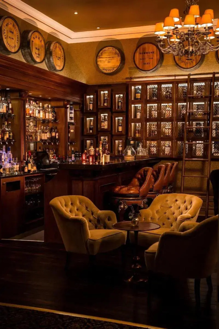 Trump MacLeod House & Lodge, Scotland