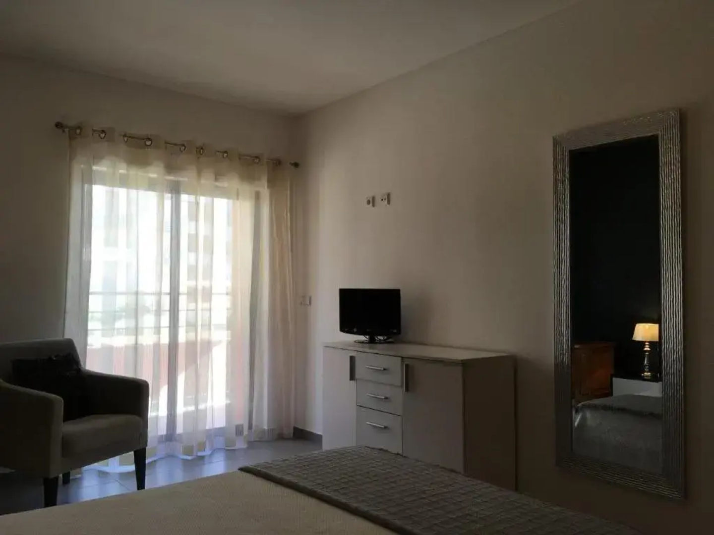 Apartamentos Paraíso Sol da Rocha