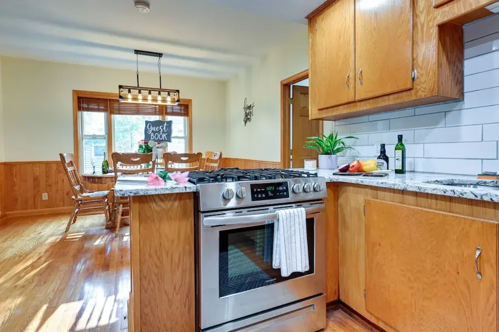 Grand Blanc Rental w/ Gas Grill & Private Yard