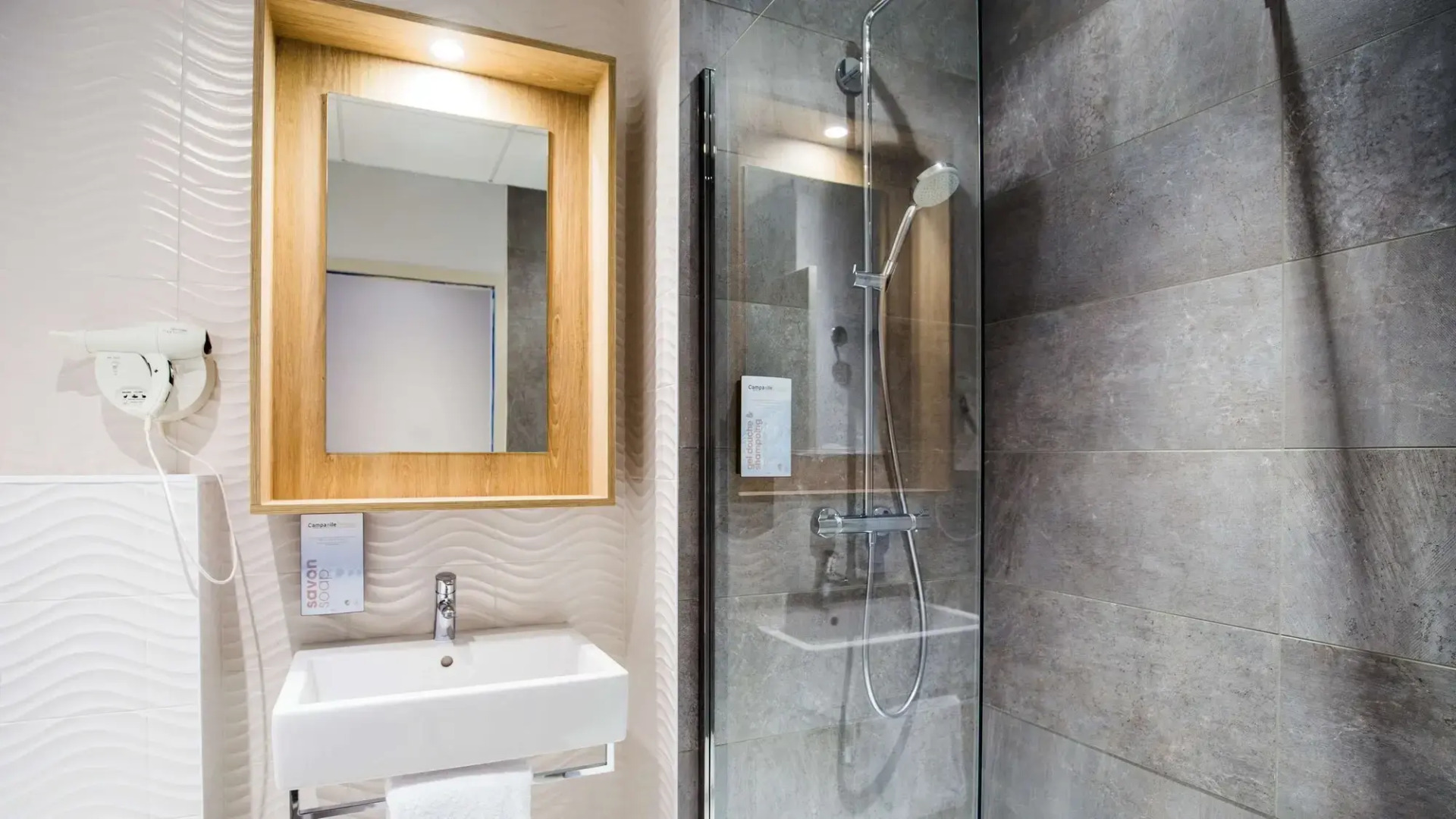 Campanile Rennes Centre - Gare