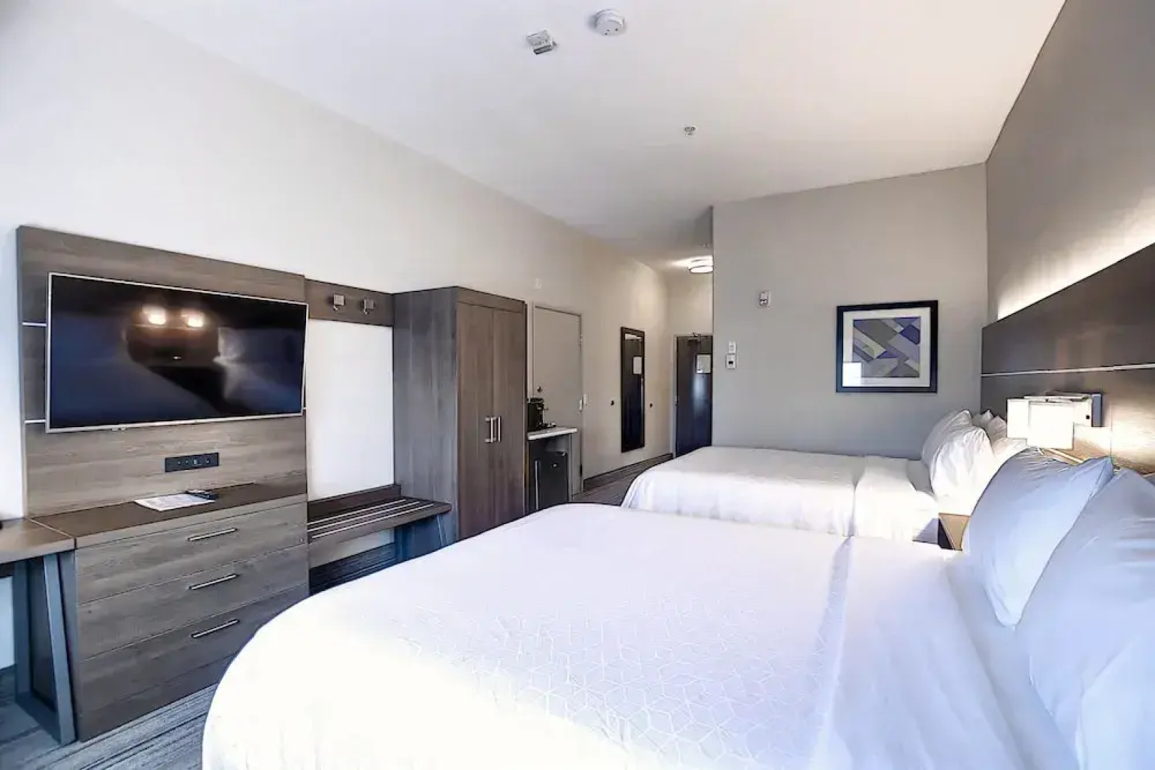 Holiday Inn Express Hotel & Suites Airport - Calgary