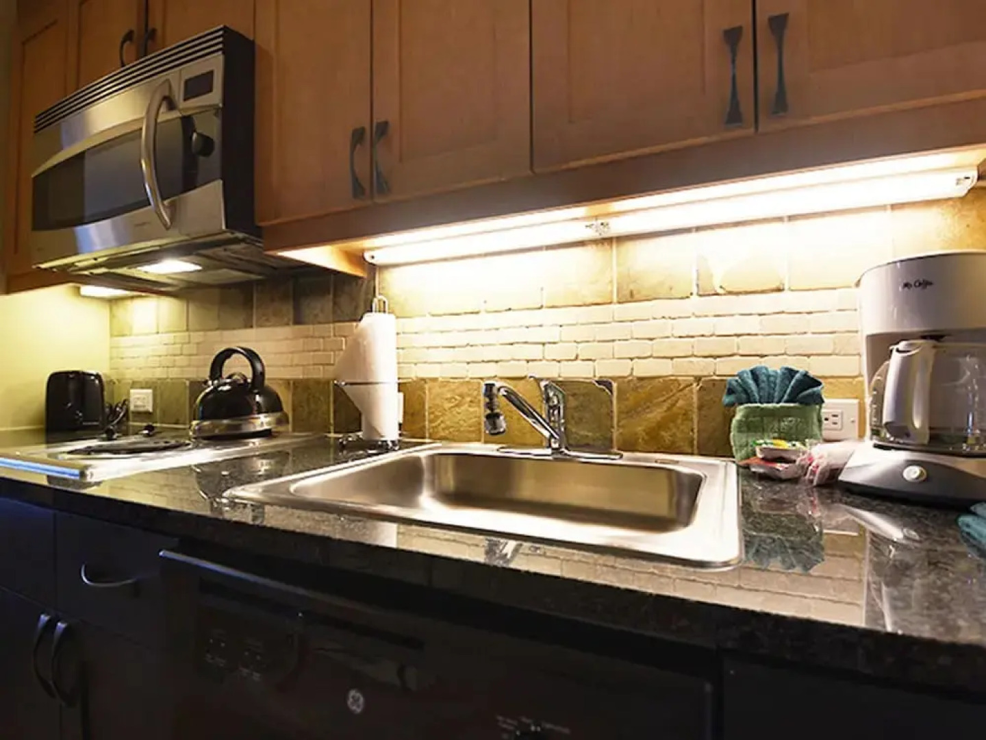 Founders Pointe 4646