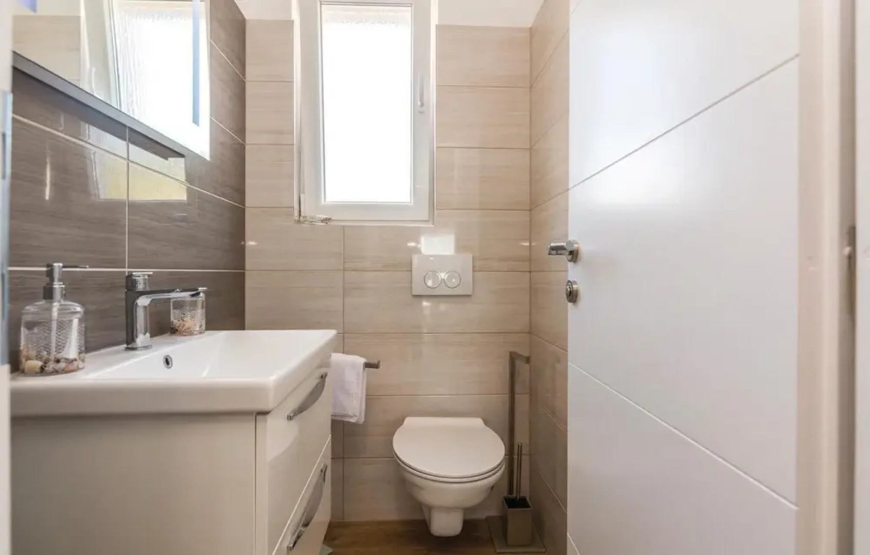 Awesome Home in Pakostane With 3 Bedrooms, Wifi and Outdoor Swimming Pool