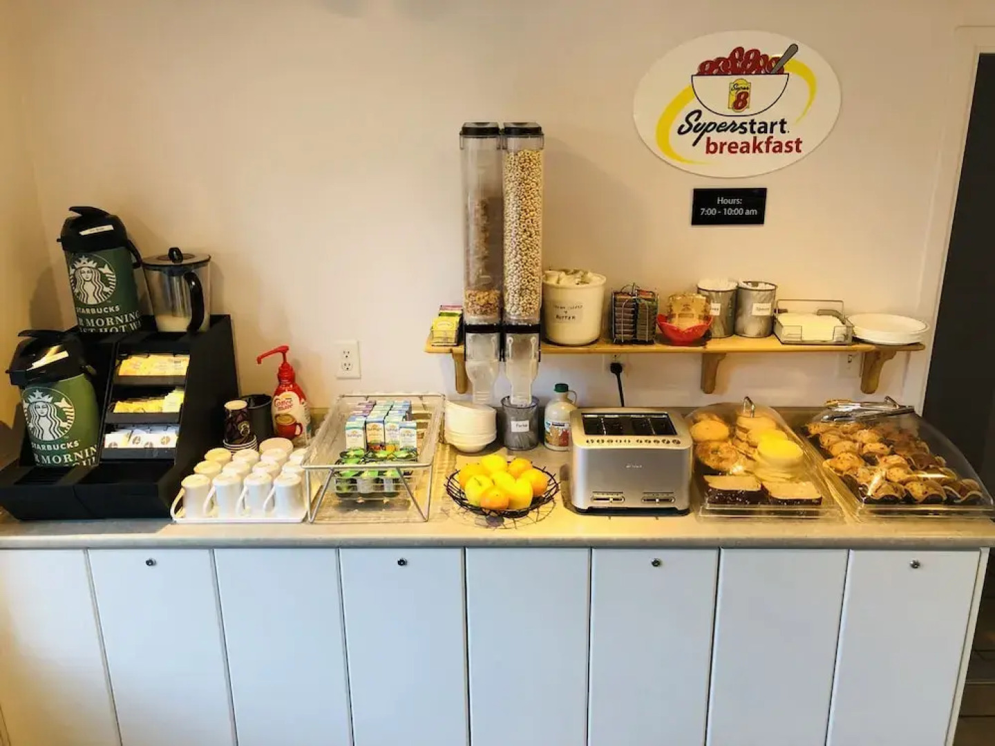 Super 8 Lake Country/Winfield Area