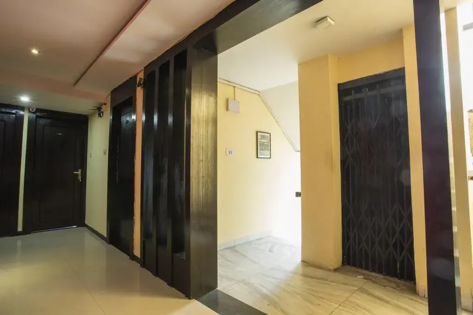 Collection O 1538 Hotel Diamond Inn