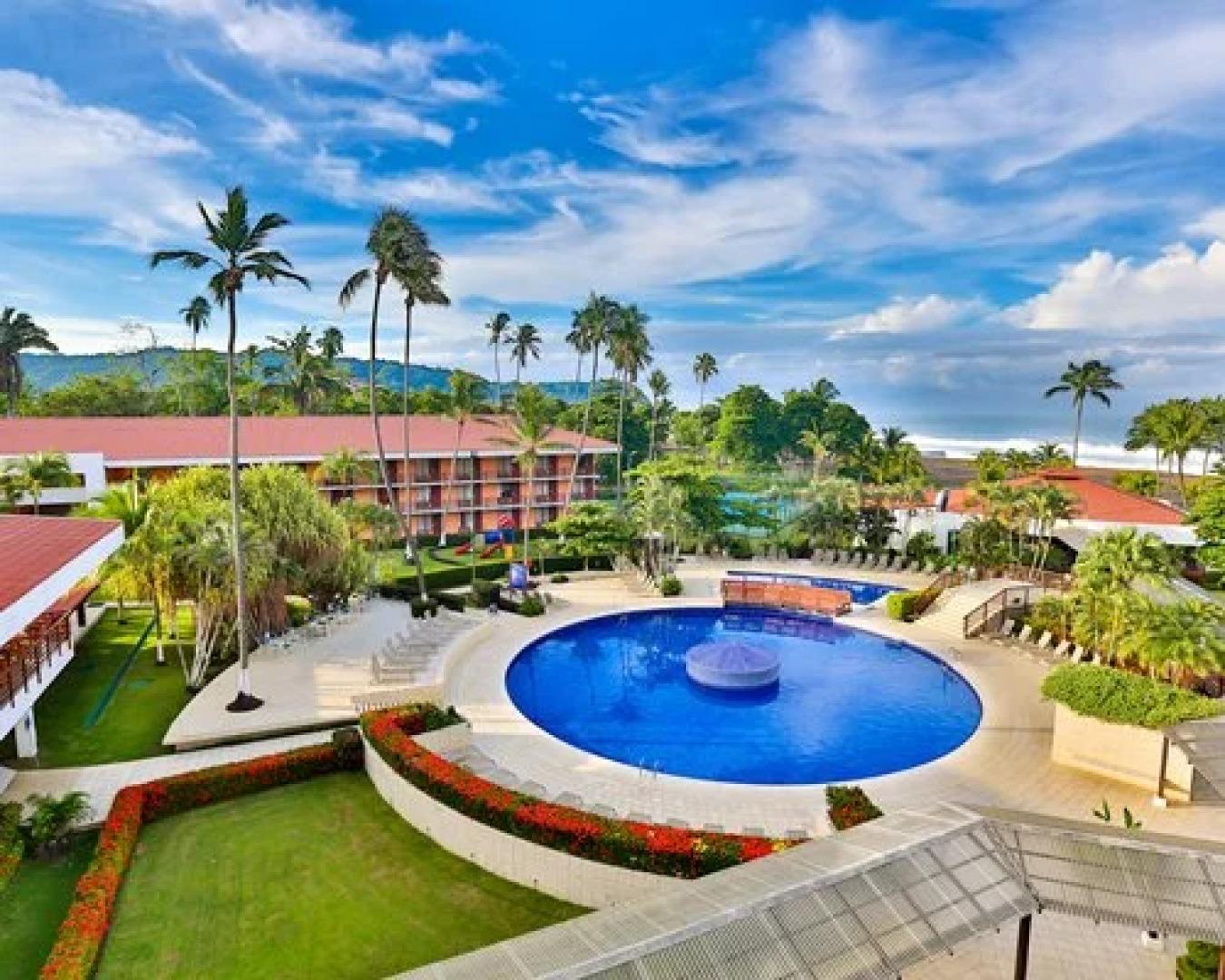 Jaco Beach Hotel & Club