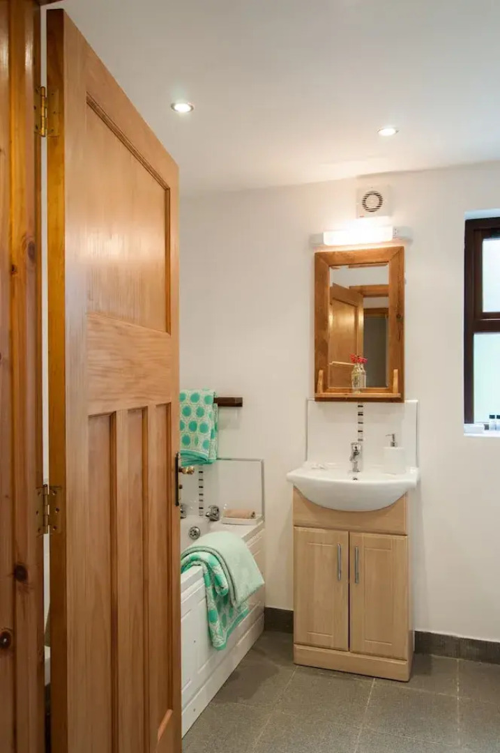 Tavnaghoney Cottages