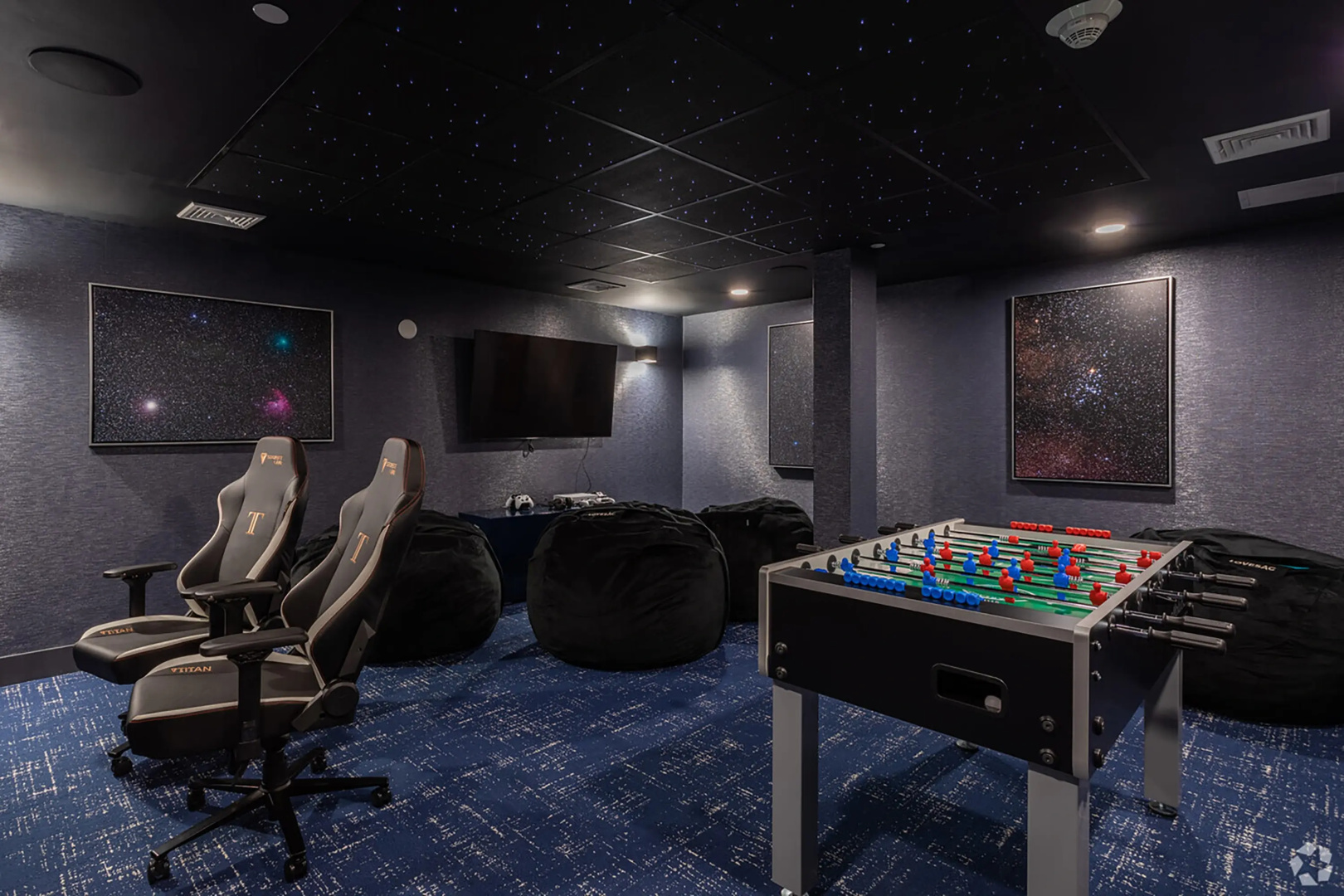 Luxurious 2BR - 2Bath W/ Gym | Downtown at Yale
